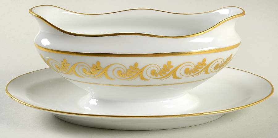 Aosta Gravy Boat with Attached Underplate by Ginori 1735-1