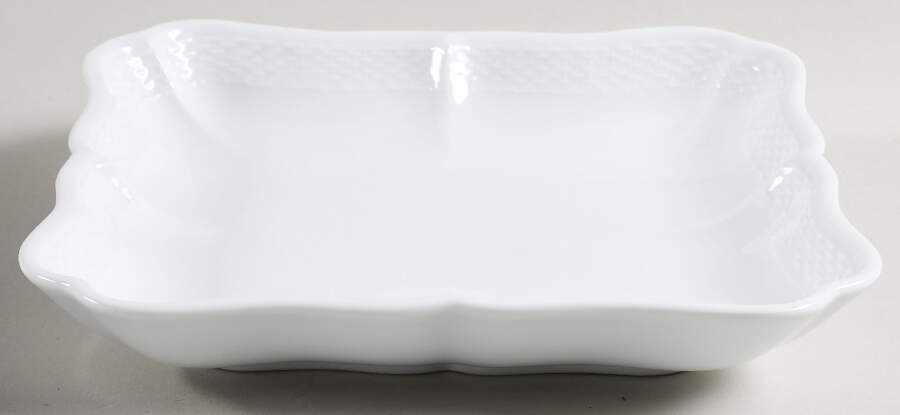 Bianco White (Vecchio Ginori Shape) Bon Bon by Ginori 1735-1