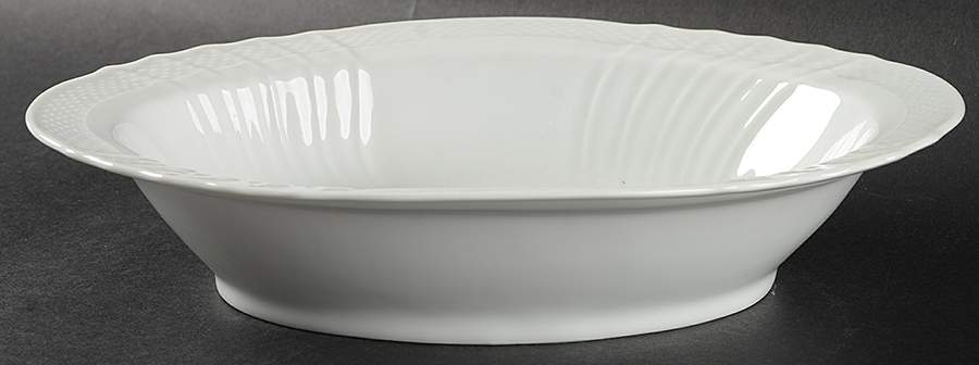 Bianco White (Vecchio Ginori Shape) 10" Oval Vegetable Bowl by Ginori 1735-1