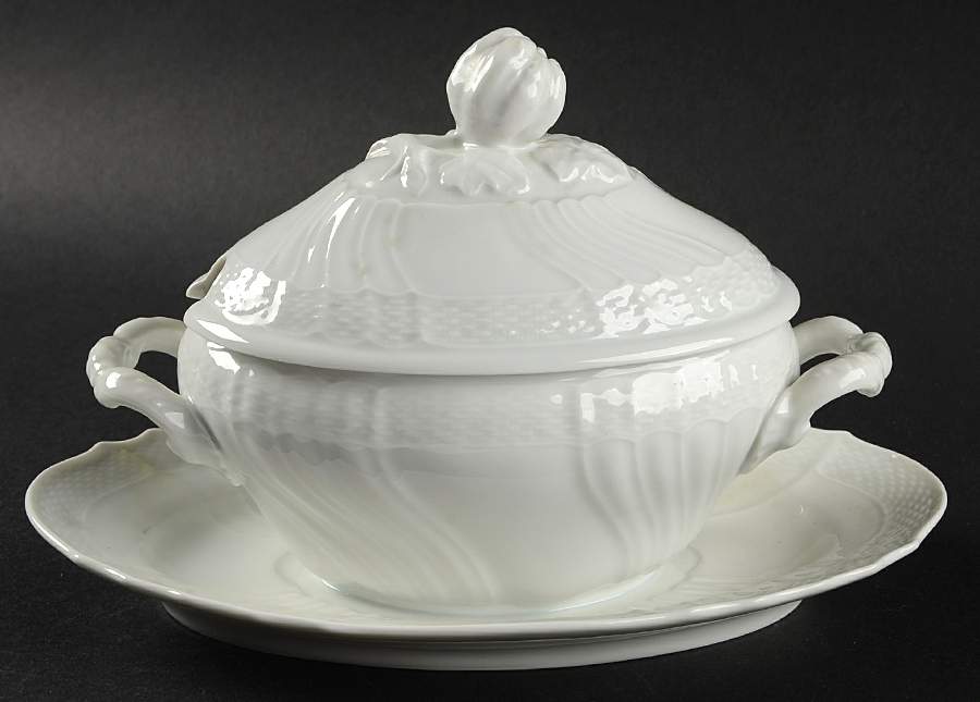 Bianco White (Vecchio Ginori Shape) Gravy Boat w/Attached Underplate & Lid by Ginori 1735-1