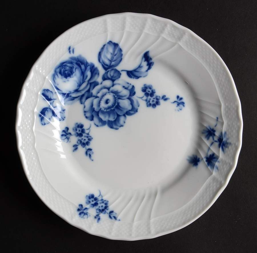 Blue Rose Bread & Butter Plate by Ginori 1735-1