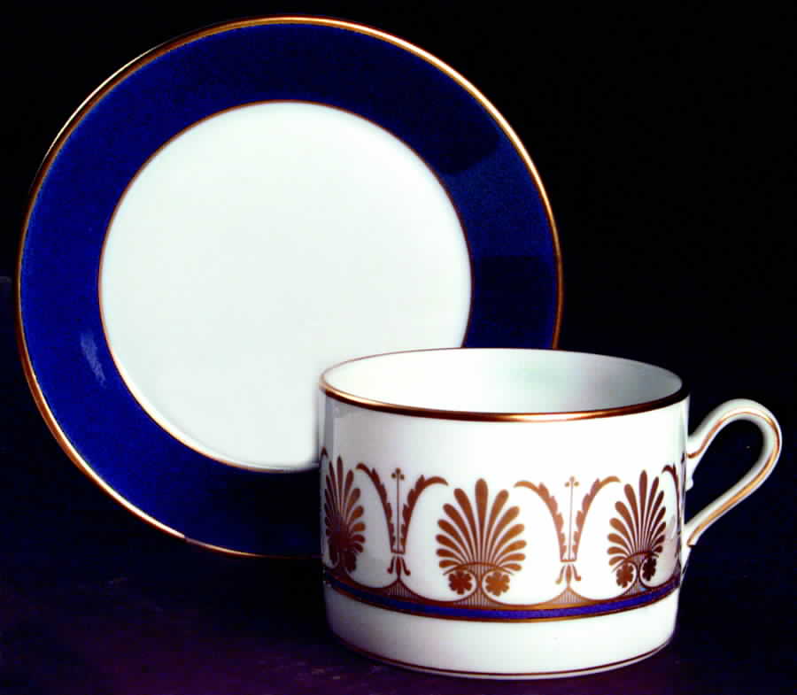 Cleopatra Flat Cup & Saucer Set by Ginori 1735-1