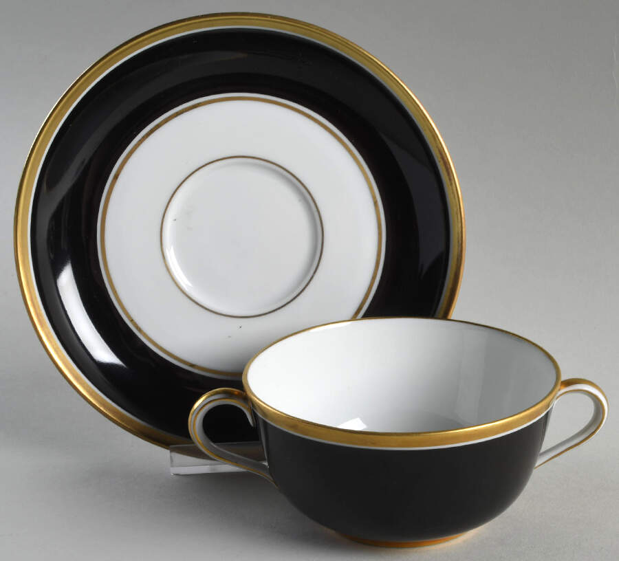 Contessa Black Footed Cream Soup Bowl & Saucer Set by Ginori 1735-1