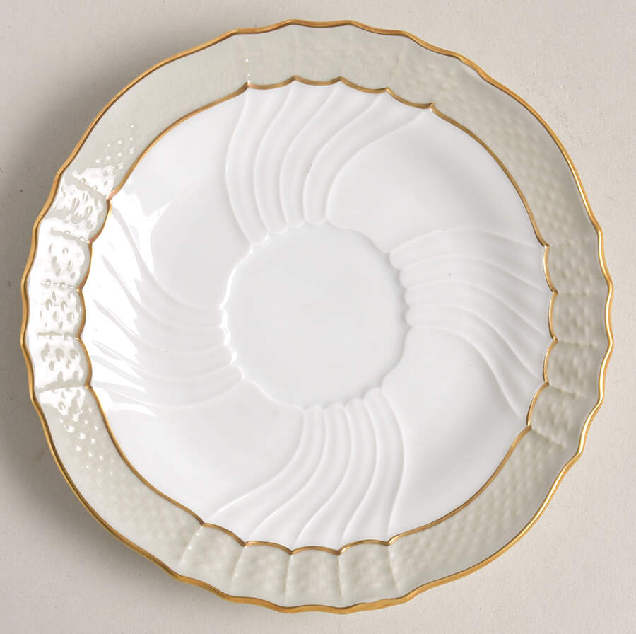 Eminence Saucer by Ginori 1735-1
