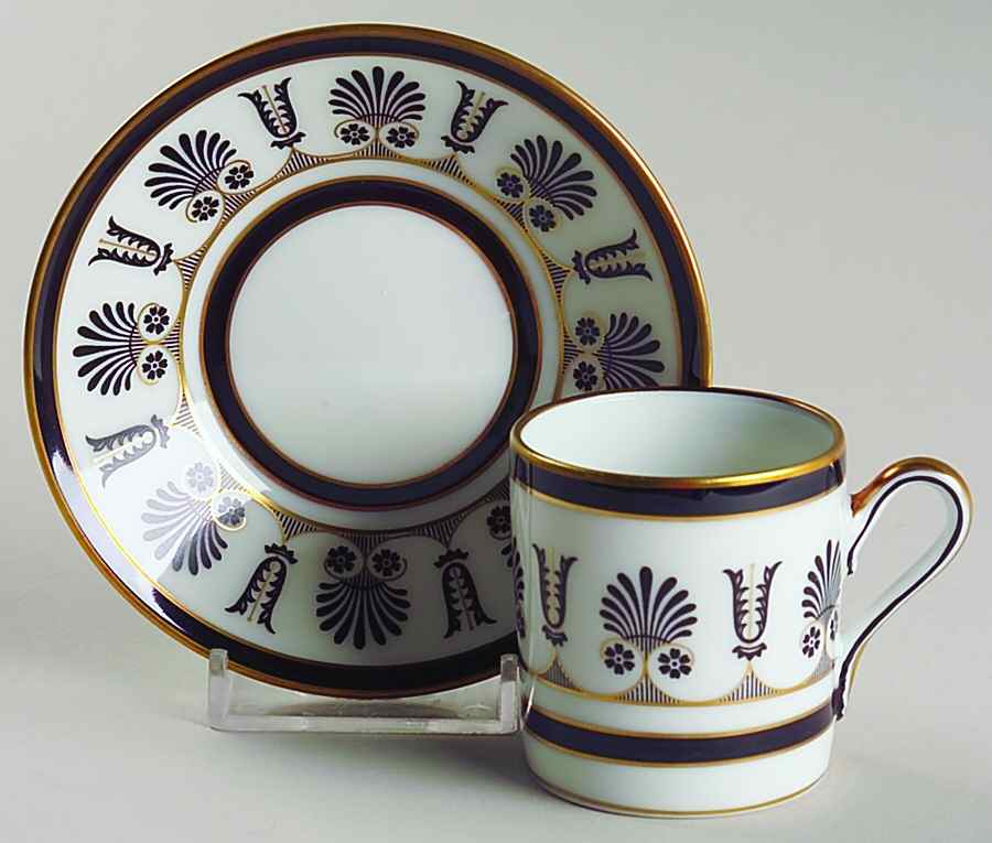 Ercolano Black Flat Demitasse Cup & Saucer Set by Ginori 1735-1