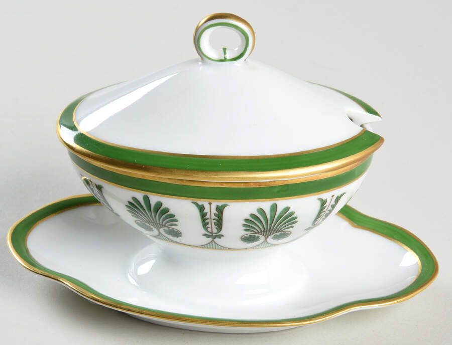 Ercolano Green Mustard with Lid & Attached Underplate by Ginori 1735-1