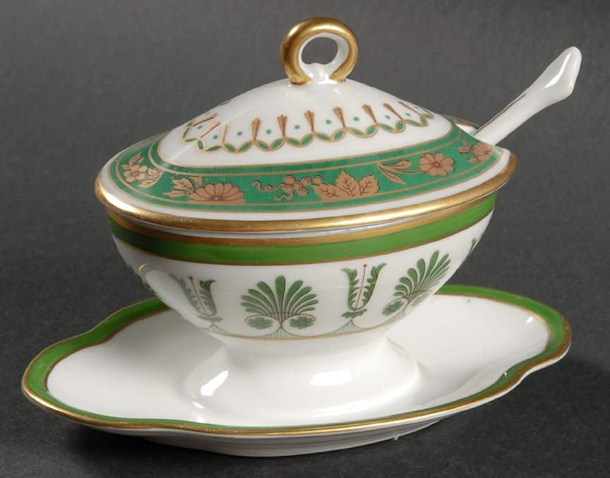 Ercolano Green Oval Mustard w/Lid, Attached Underplate & Spoon by Ginori 1735-1