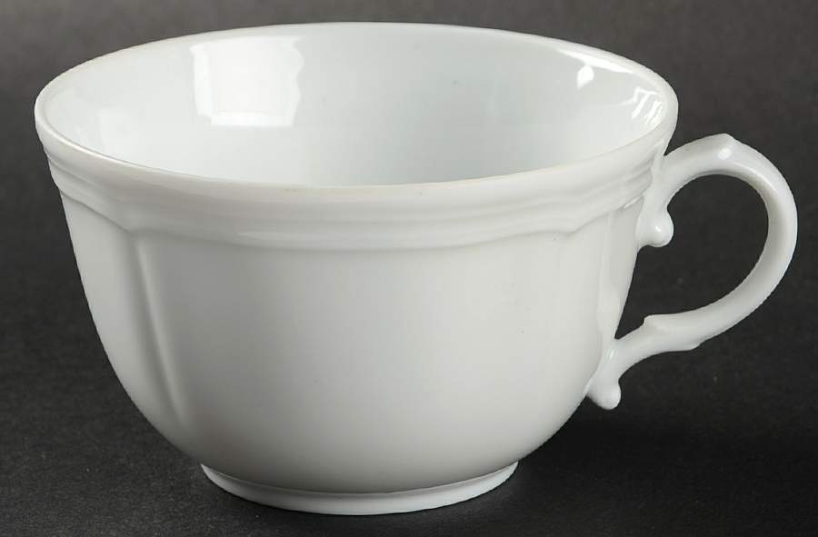 GIN28 Flat Cup by Ginori 1735-1