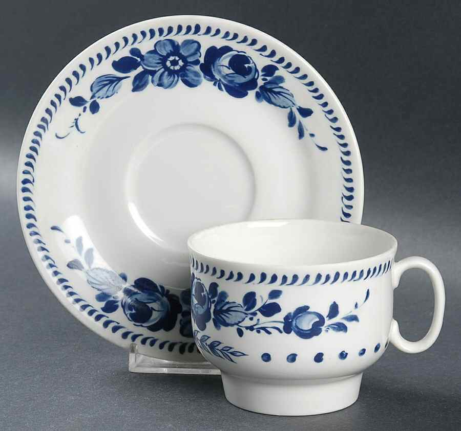 GIN40 Flat Cup & Saucer Set by Ginori 1735-1