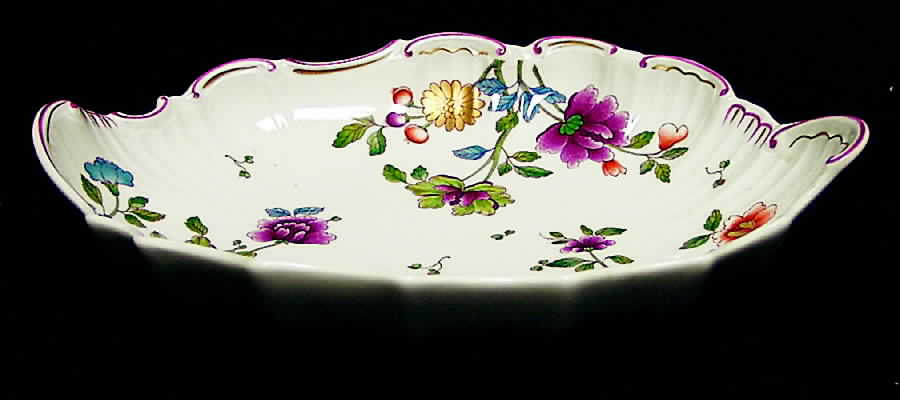 Granduca Coreana Scalloped Tray by Ginori 1735-1