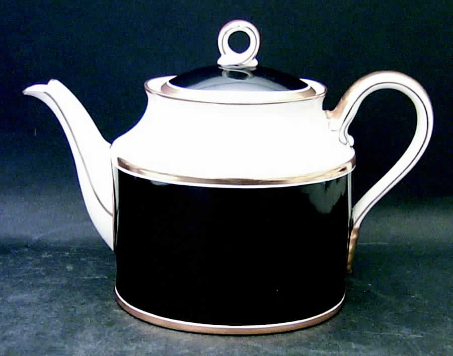 Impero Black Teapot & Lid by Ginori 1735-1