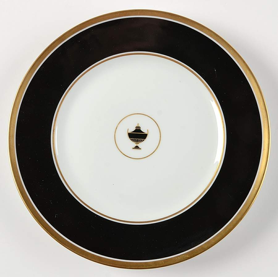 Impero Black Luncheon Plate by Ginori 1735-1