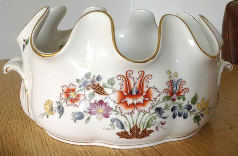 Ischia (Antico Doccia Shape) Monteith Bowl by Ginori 1735-1