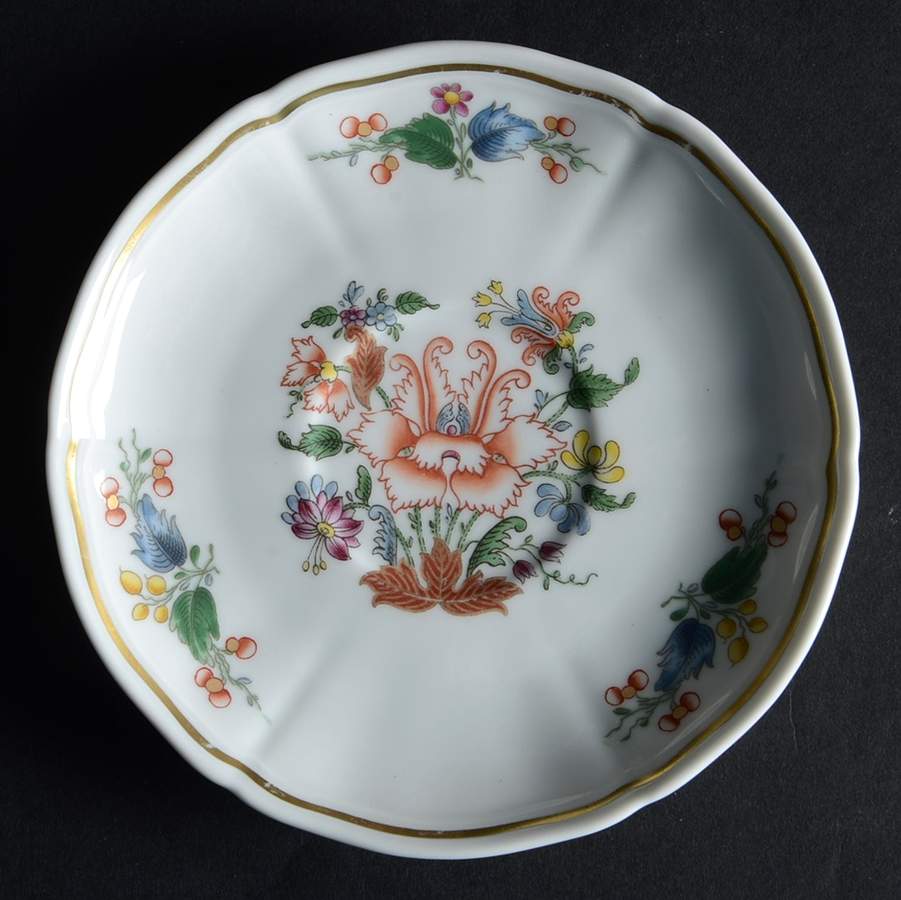 Ischia (Antico Doccia Shape) Saucer by Ginori 1735-1