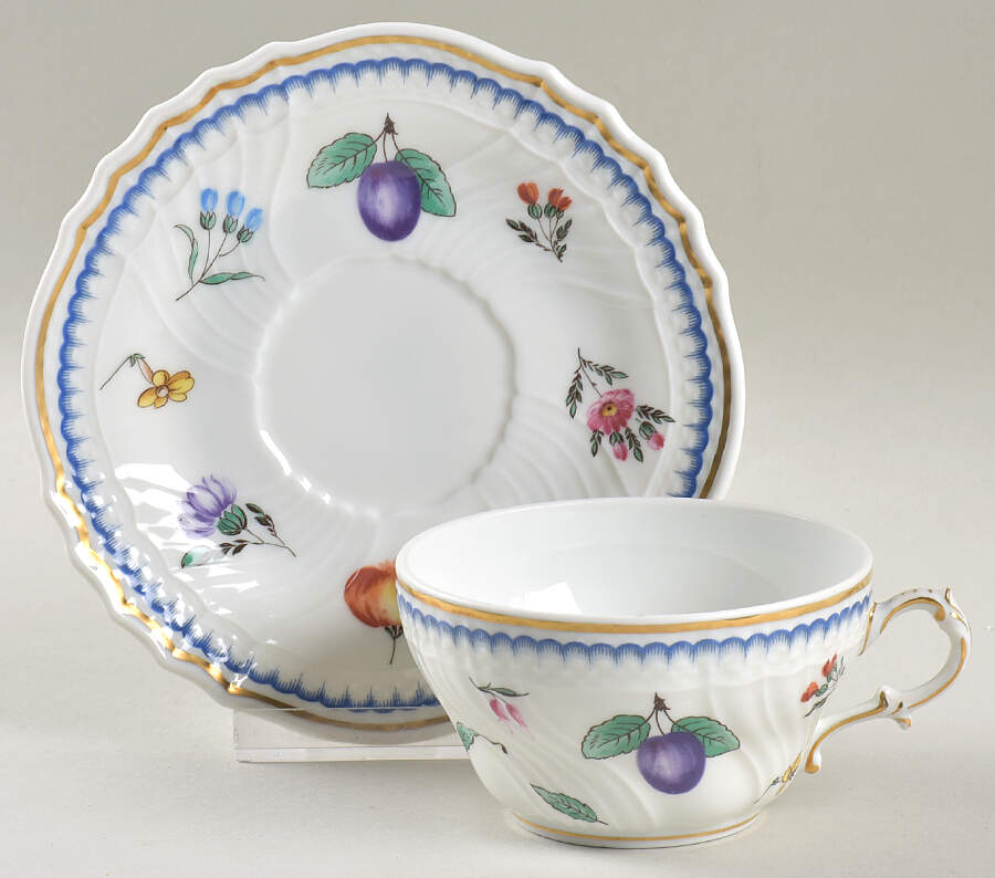 Italian Fruits (Antico Doccia) Flat Cup & Saucer Set by Ginori 1735-1