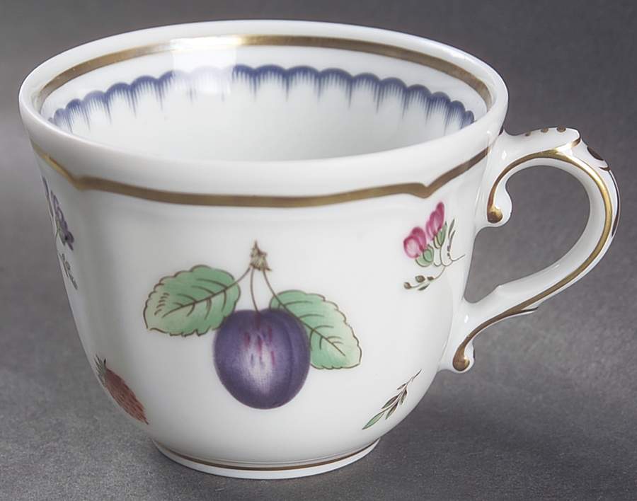 Italian Fruits (Antico Doccia) Flat Demitasse Cup by Ginori 1735-1