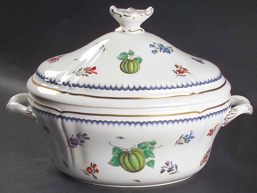 Italian Fruits (Antico Doccia) Oval Tureen & Lid by Ginori 1735-1