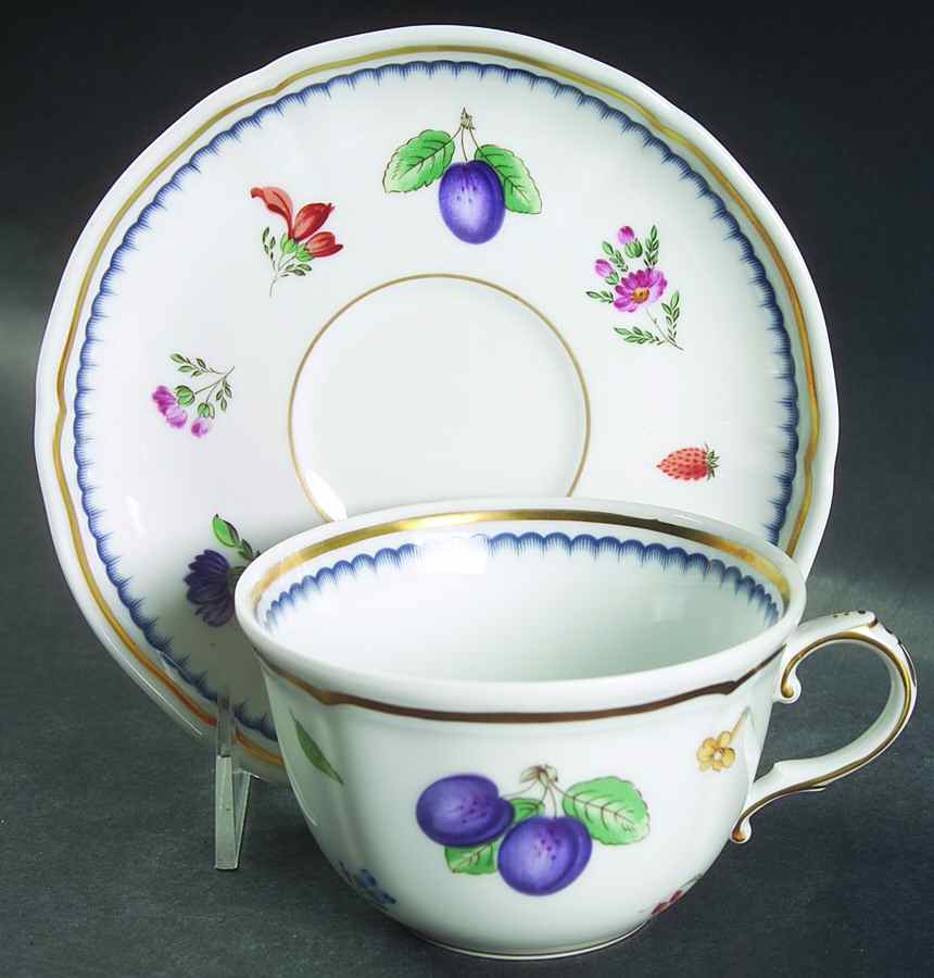 Italian Fruits (Antico Doccia) Breakfast Cup & Saucer Set by Ginori 1735-1