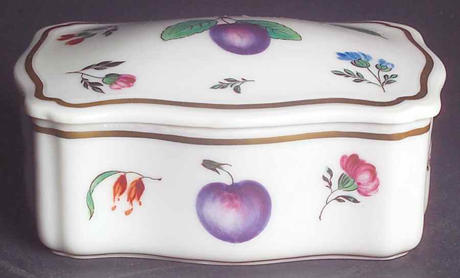 Italian Fruits (Antico Doccia) 4" Rectangular Box with Lid by Ginori 1735-1