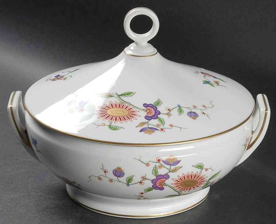 Oriente Round Covered Vegetable by Ginori 1735-1