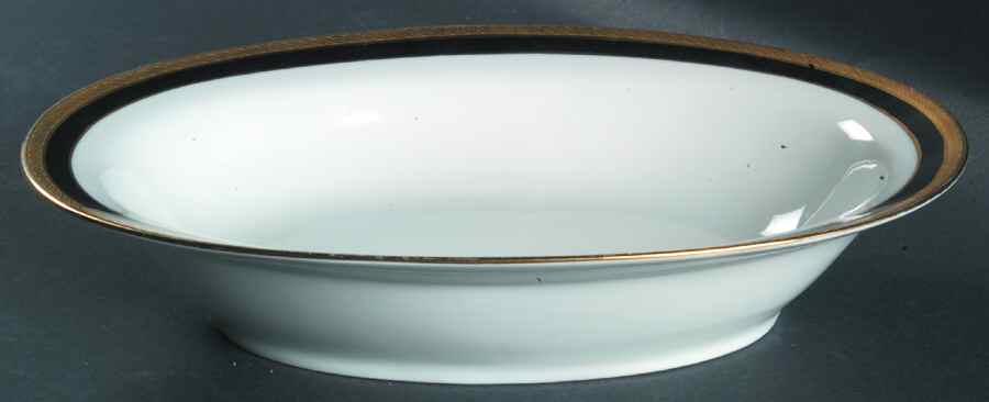 Palermo Black 9" Oval Vegetable Bowl by Ginori 1735-1