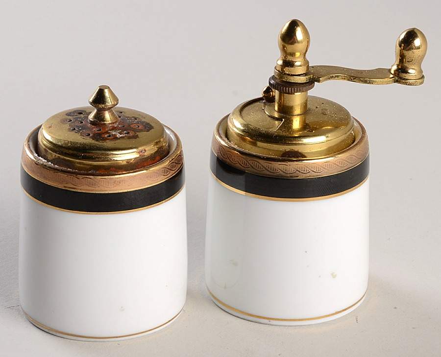 Palermo Black Salt Mill & Pepper Mill Set by Ginori 1735-1