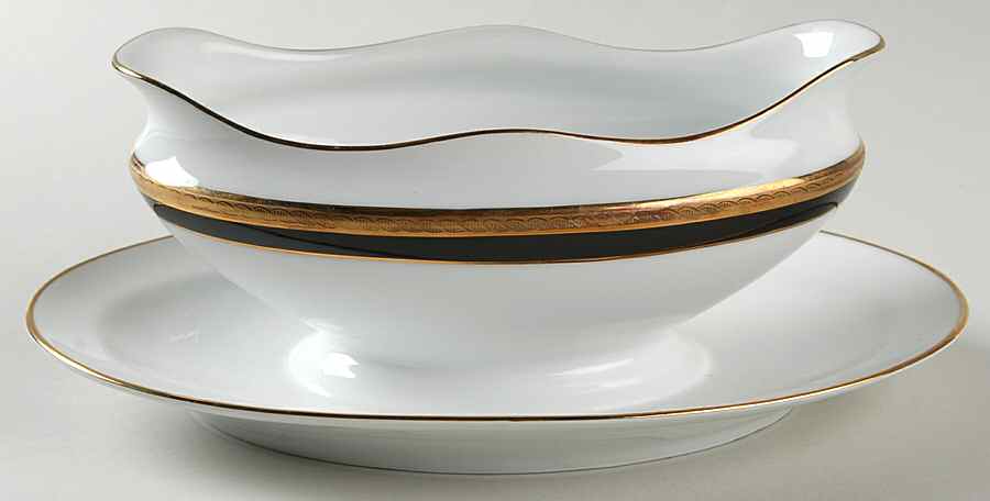 Palermo Black Gravy Boat with Attached Underplate by Ginori 1735-1