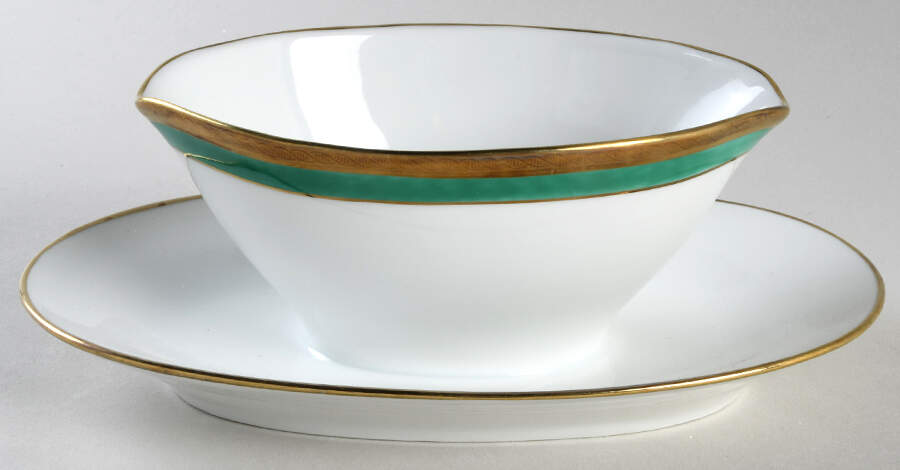 Palermo Green Gravy Boat with Attached Underplate by Ginori 1735-1