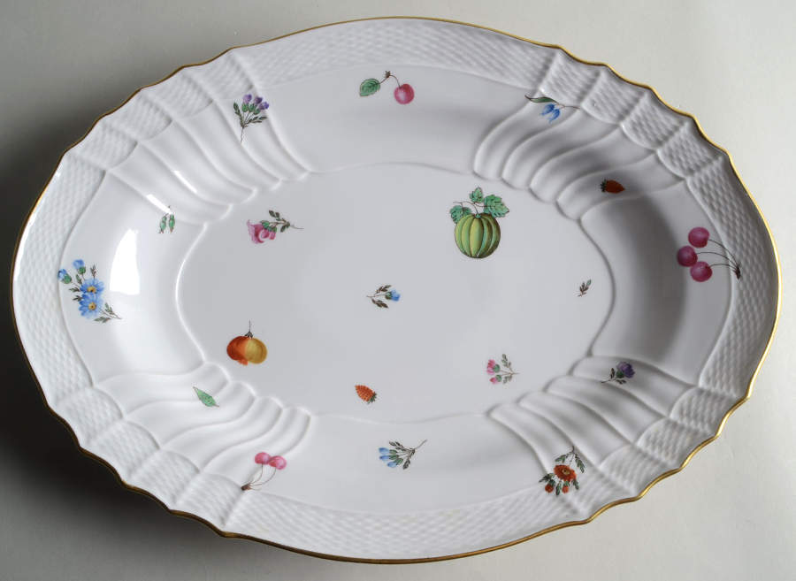 Perugia (White) 15" Oval Serving Platter by Ginori 1735-1