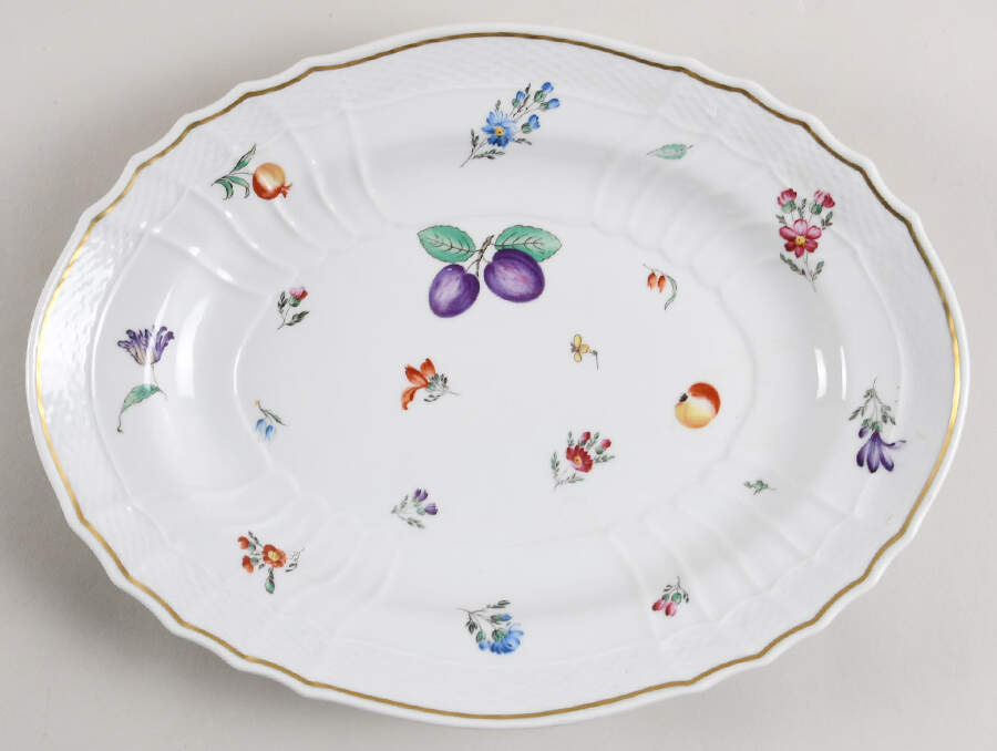 Perugia (White) 13" Oval Serving Platter by Ginori 1735-1