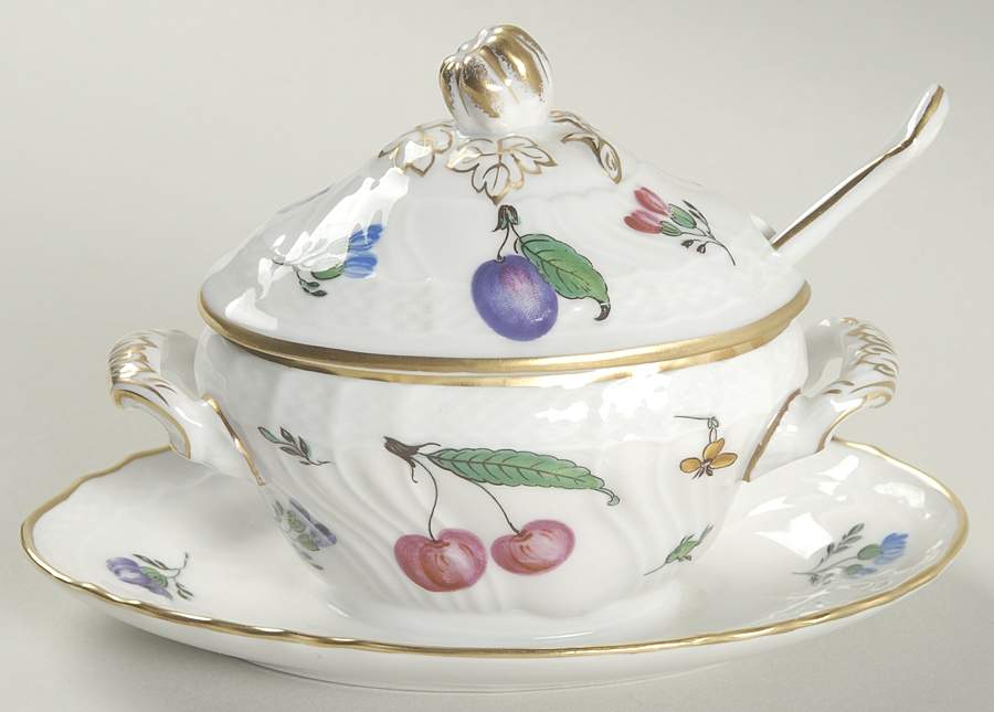 Perugia (White) Oval Mustard w/Lid, Attached Underplate & Spoon by Ginori 1735-1