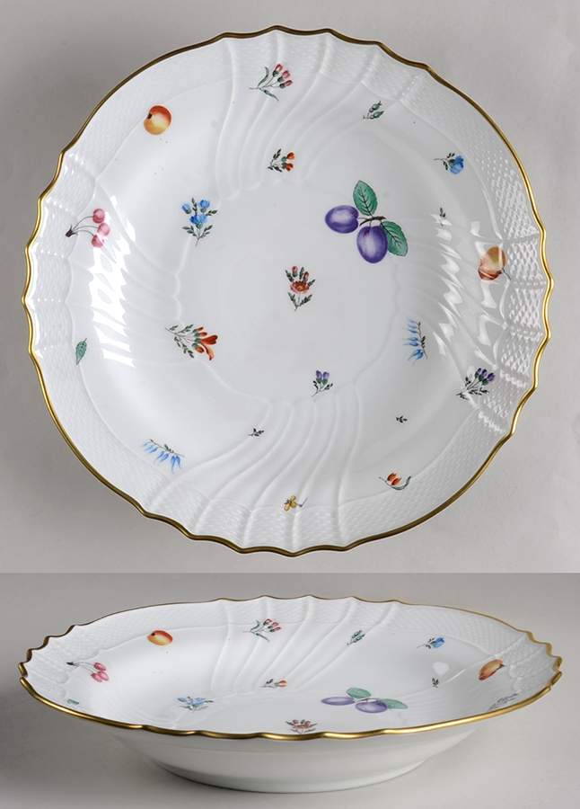 Perugia (White) 12" Deep Round Platter by Ginori 1735-1
