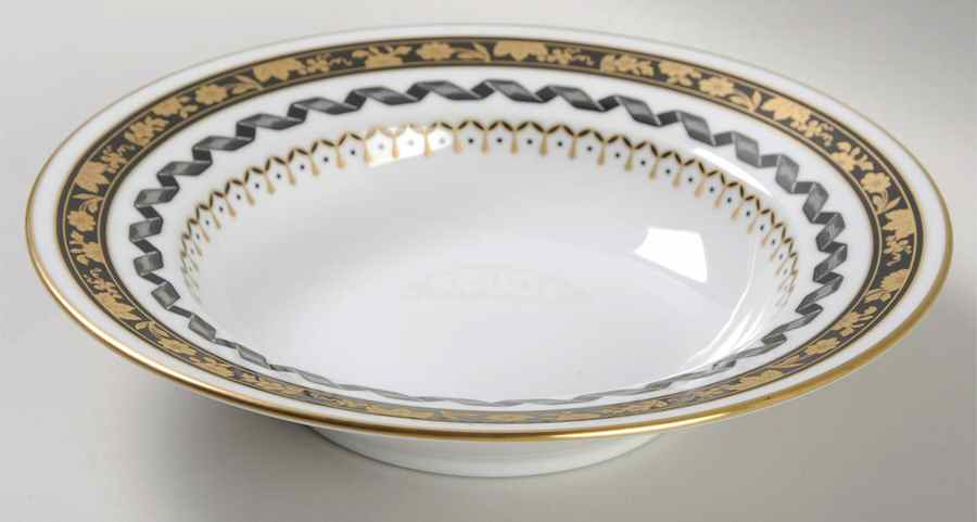 Pincio Black Rim Soup Bowl by Ginori 1735-1
