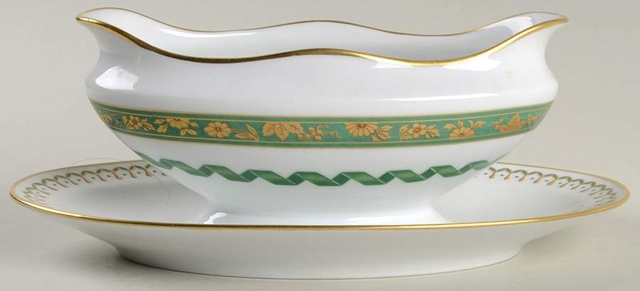 Pincio Green Gravy Boat with Attached Underplate by Ginori 1735-1