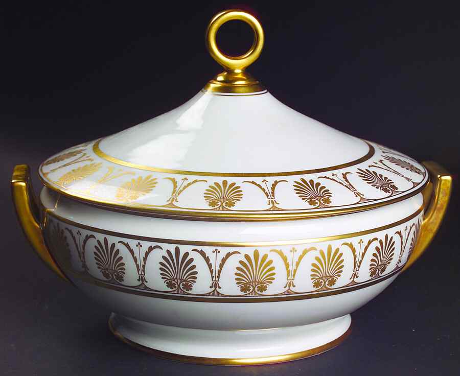 Pompei Gold Round Covered Vegetable by Ginori 1735-1