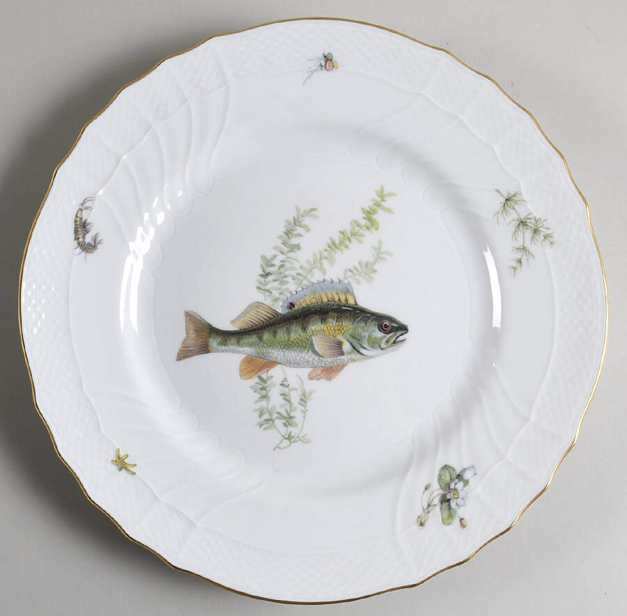 Quenelle (Scalloped) Dinner Plate by Ginori 1735-1