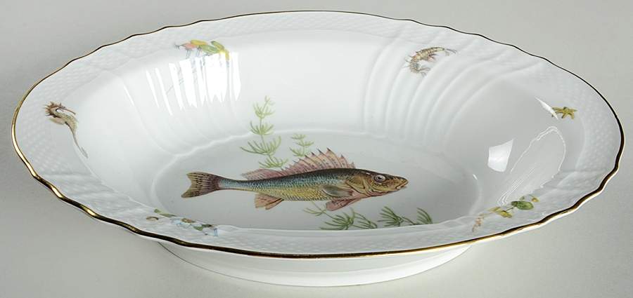 Quenelle (Scalloped) 10" Oval Vegetable Bowl by Ginori 1735-1