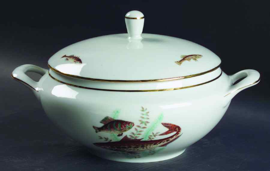 Quenelle (Smooth) Tureen &  Lid by Ginori 1735-1