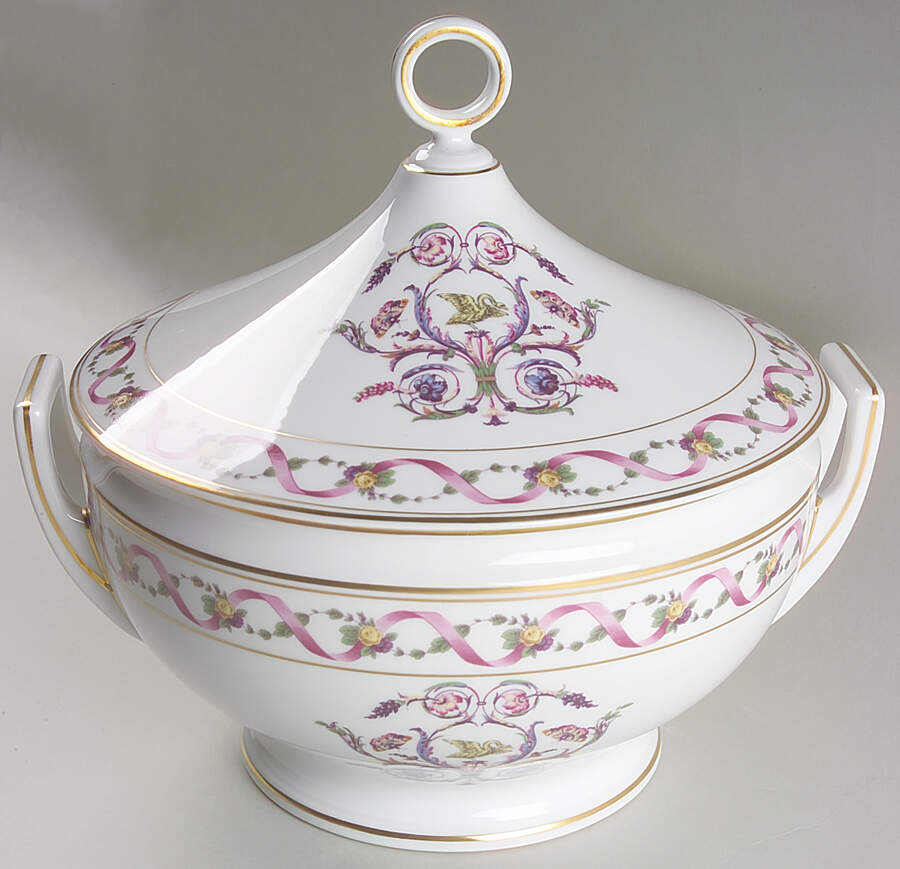 Rapallo Tureen &  Lid by Ginori 1735-1