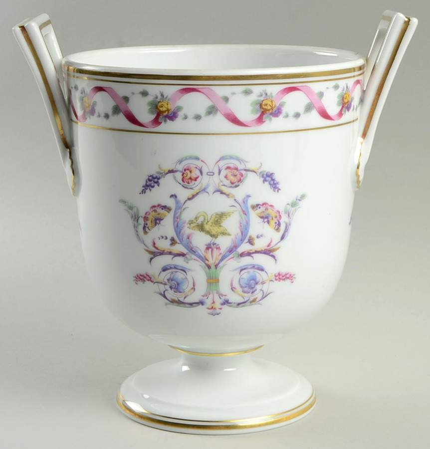 Rapallo 7" Urn Shaped Vase by Ginori 1735-1
