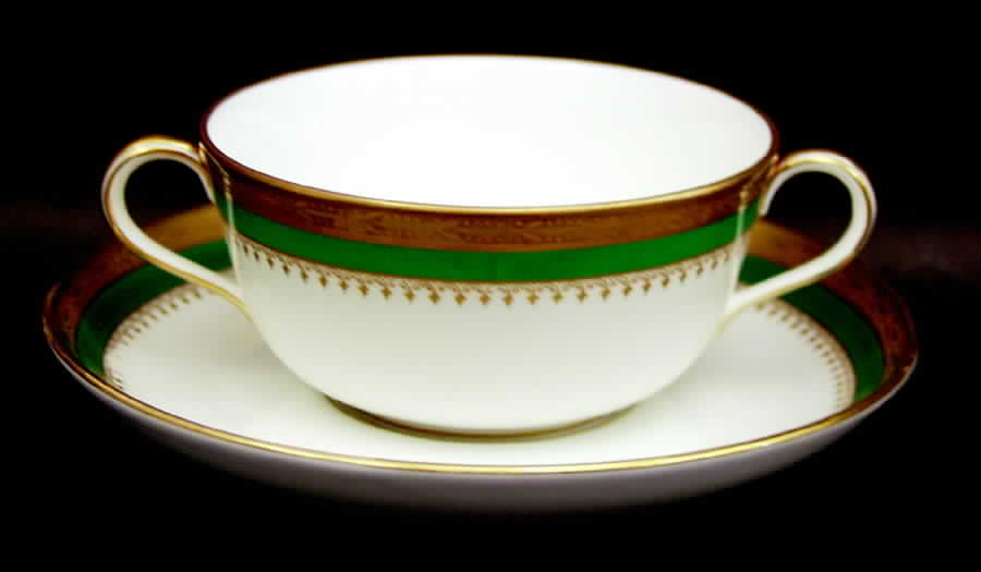 Regal Green Flat Cream Soup Bowl & Saucer Set by Ginori 1735-1