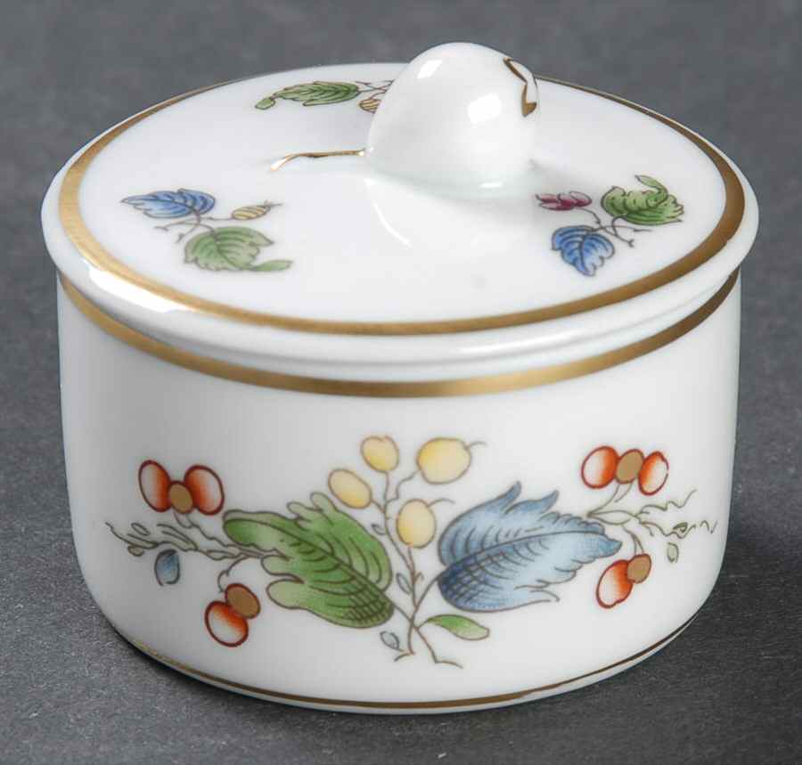 Riviera (Smooth, Coupe Shape) Round Box & Lid by Ginori 1735-1