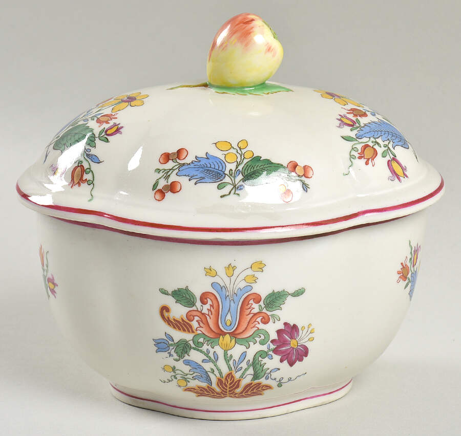Riviera (Scalloped, Cinzia Shape) Oval Box & Lid by Ginori 1735-1