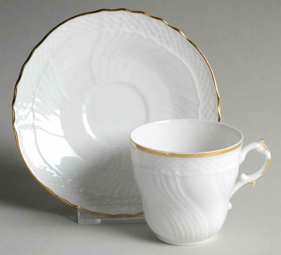 San Remo Flat Demitasse Cup & Saucer Set by Ginori 1735-1