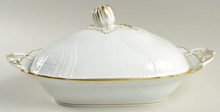 San Remo Rectangular Covered Vegetable by Ginori 1735-1