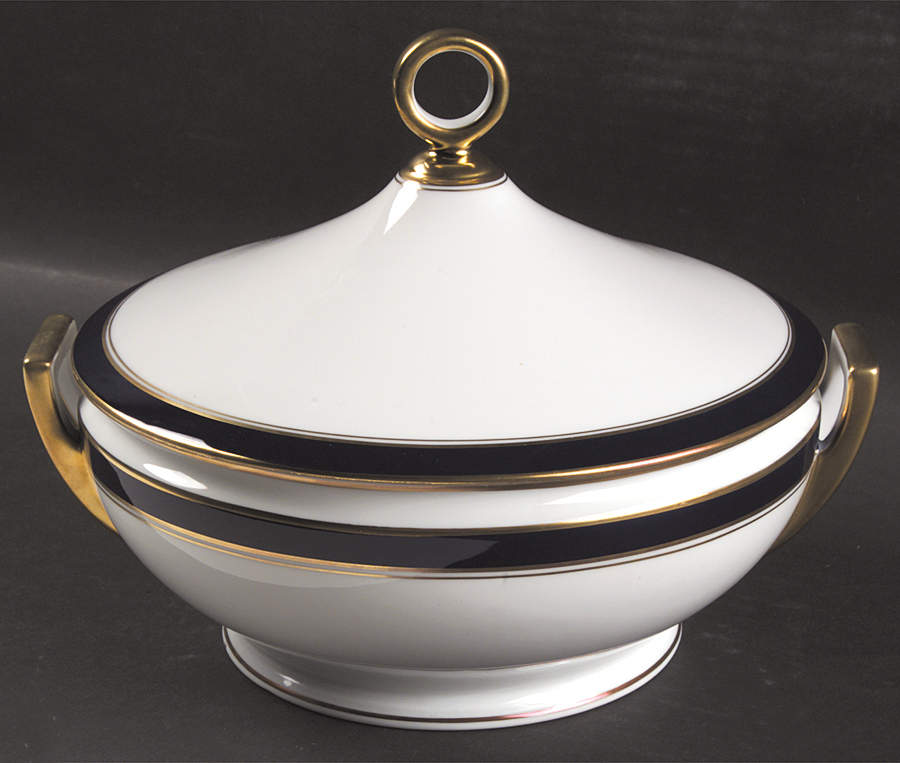 Sardinia Blue Round Covered Vegetable by Ginori 1735-1