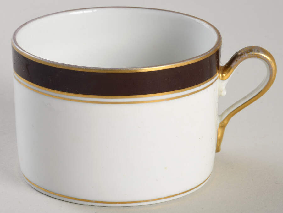 Sardinia Brown Flat Cup by Ginori 1735-1