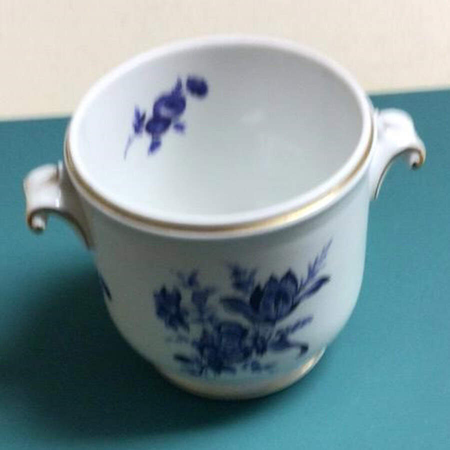 Savona Cachepot by Ginori 1735-1