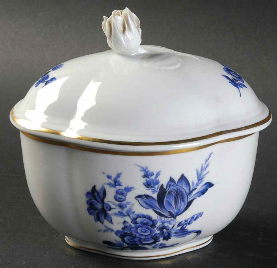 Savona Oval Box & Lid by Ginori 1735-1
