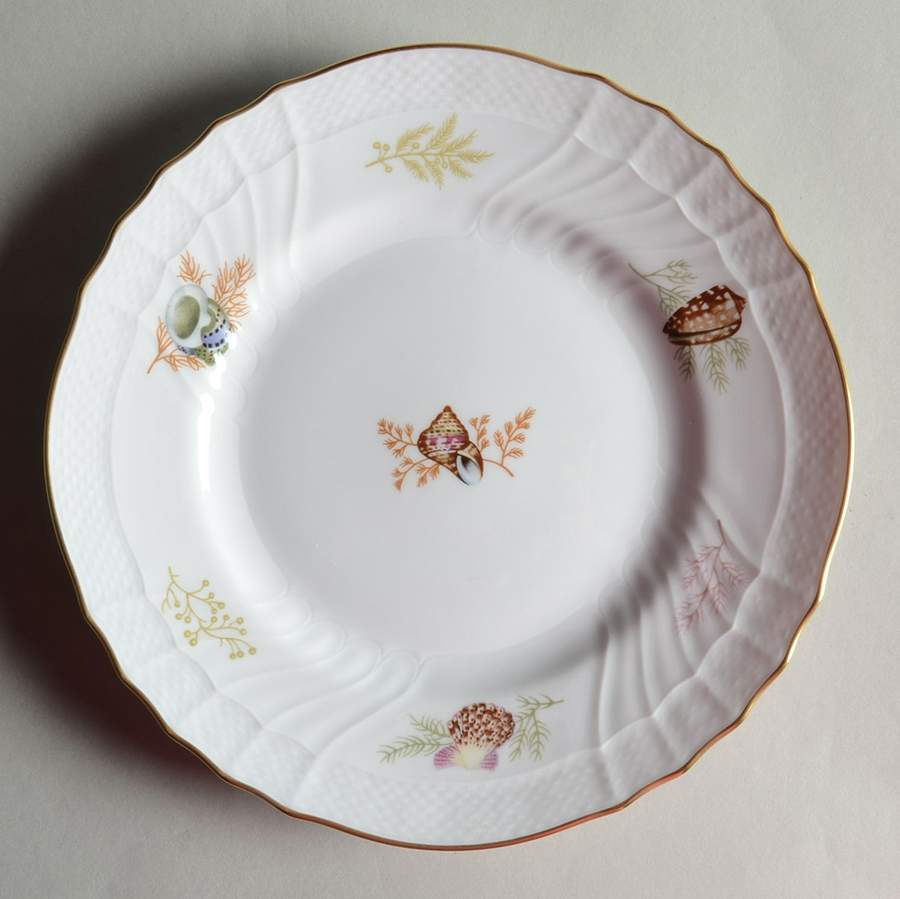 Shells Luncheon Plate by Ginori 1735-1